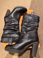 Kennel & Schmenger Damen Stiefel gefüttert Gr. 40 schwarz Niedersachsen - Isernhagen Vorschau