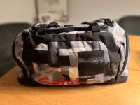 Sporttasche von Satch grau schwarz gut erhalten ohne Schultergurt Nordrhein-Westfalen - Oberhausen Vorschau