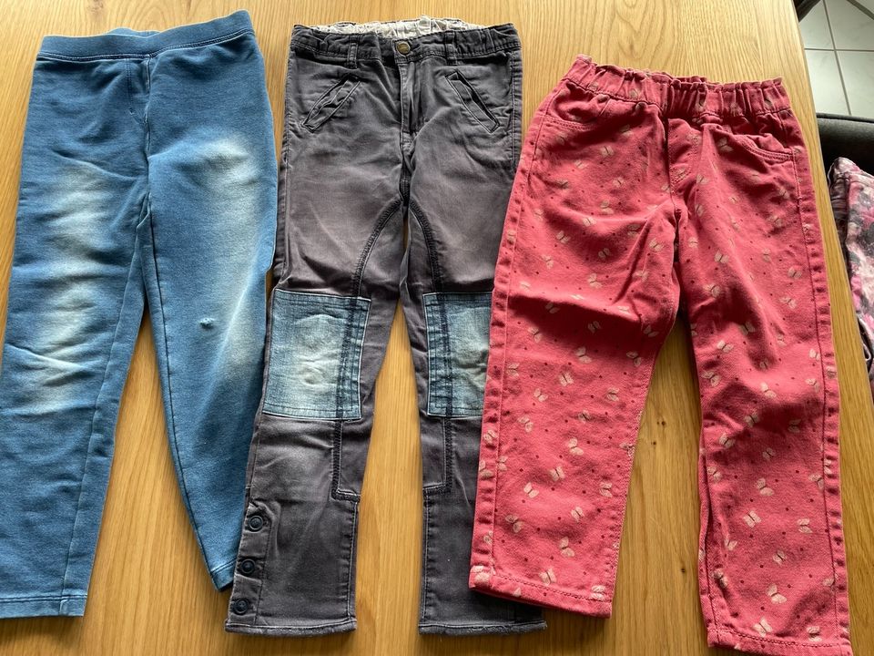 Hosenpaket Jeanshosen Leggings 110/116 in Schloß Holte-Stukenbrock