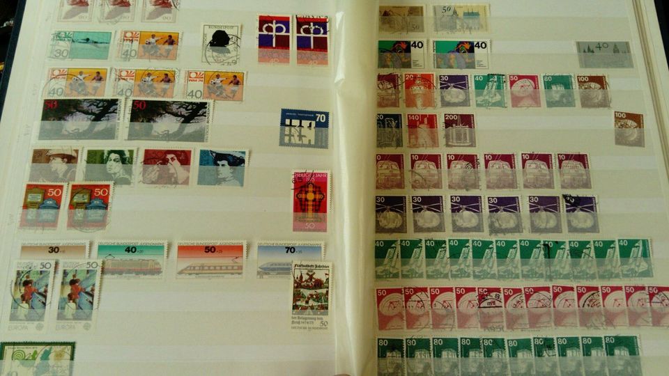 4 BRIEFMARKENALBUM DIVERSE*ZB* POST*DBP*UNGESTEMPELTE*GESTEMPELTE in Bottrop