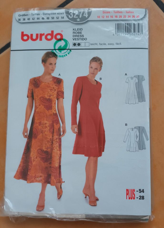 Burda Schnittmuster für Kleid in Hamburg
