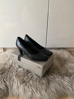 Jana Pumps schwarz Gr. 5 1/2 (38,5) - neuwertig Dithmarschen - Tellingstedt Vorschau