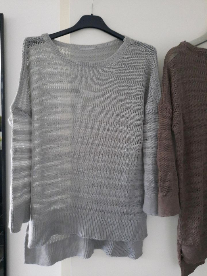 2 luftige Pullover H&M in grau-silber und  braun, Gr.S/M, wie neu in Krefeld