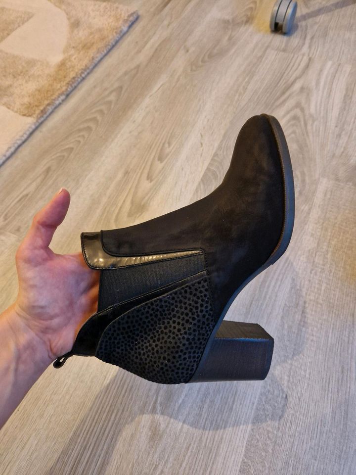 Stiefeletten MARIPE blau Große 38 in München