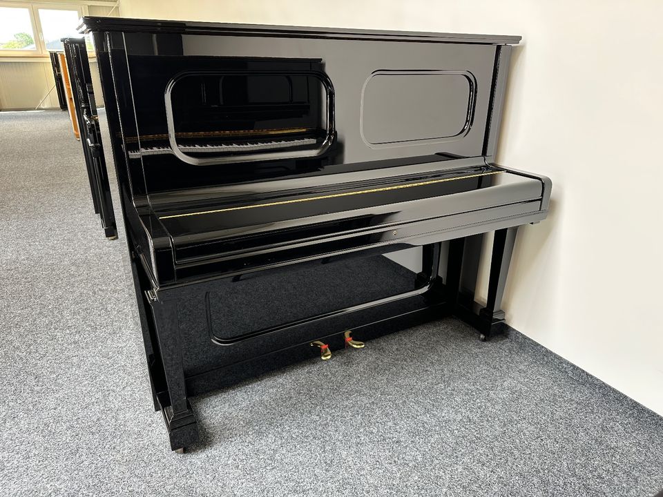 Steinway & Sons Klavier, Mod. K 132, TOP Zustand, 5 J. Garantie in Swisttal