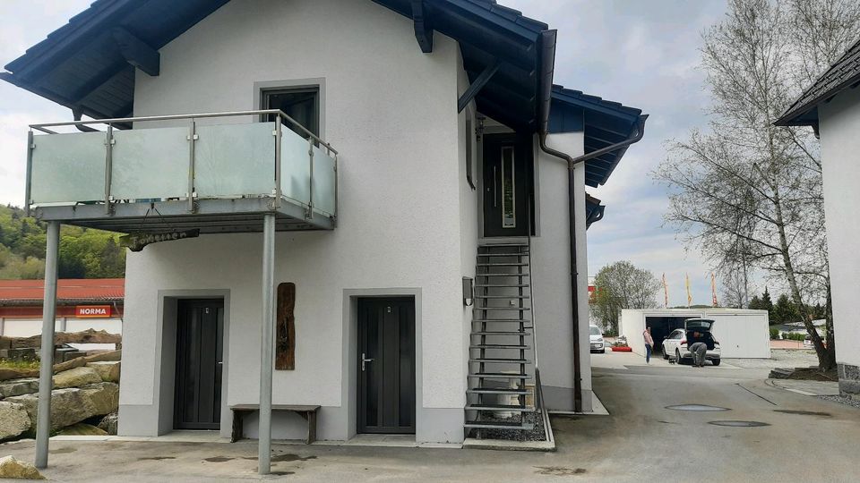 Top Kapitalanlage - Kernsanierte 2-Zimmer-Wohnung in Fürstenstein