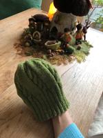 Süße grüne Kindermütze, organic handgestrickt, 100% Natur Düsseldorf - Rath Vorschau