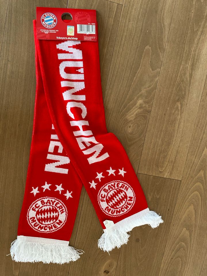 FCBayern München Fanschal -Neu- in Bretten