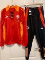 FC Bayern München (Trainingsanzug) Sportanzug Essen - Essen-Stadtmitte Vorschau