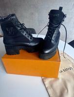 Louis Vuitton LV Laureate Desert Boot mit Plateausohle Gr. 40 Hessen - Hanau Vorschau