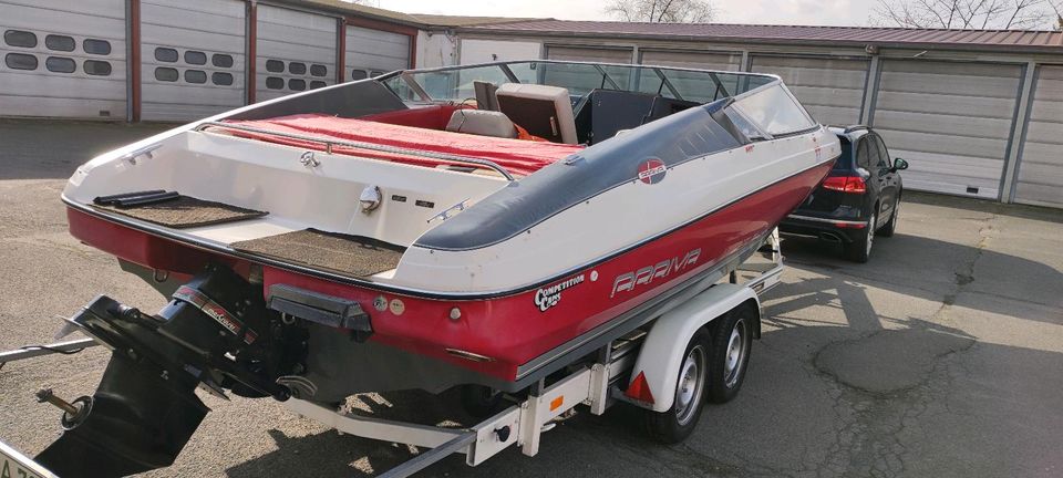 Bayliner ARRIVA Sportboot in Wolfenbüttel