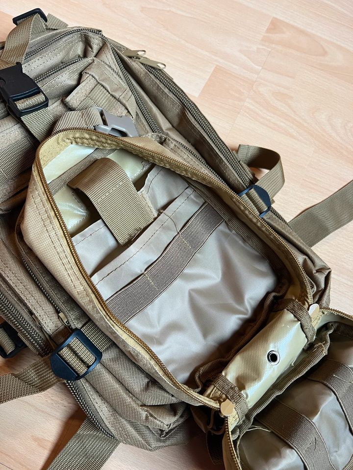 Rucksack, Army, Bundeswehr, Rip-Away Pouch,  Zelten, Wandern, in Ebermannsdorf