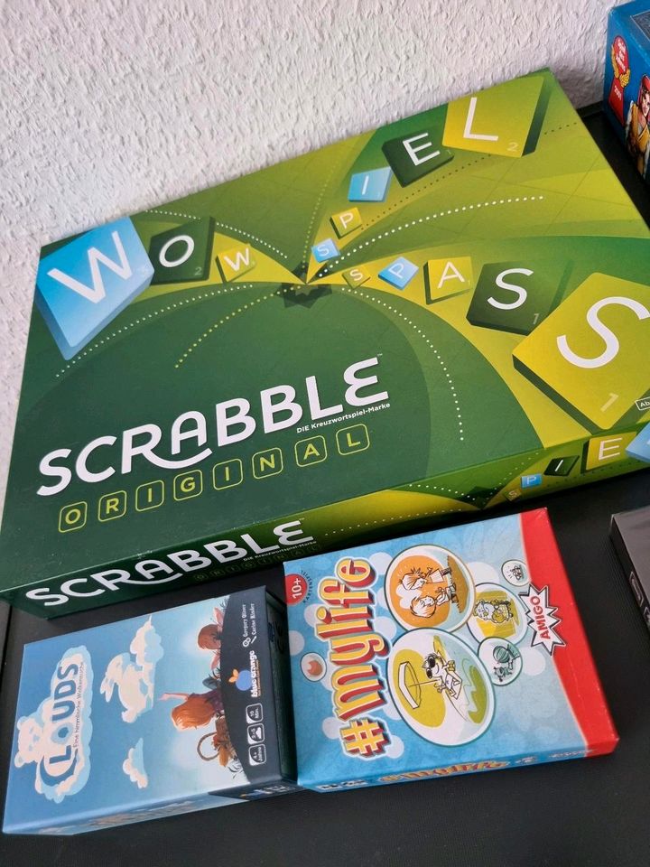 Verschiedene Spiele zu verkaufen (Carcassonne, Scrabble, Clouds) in Kempten