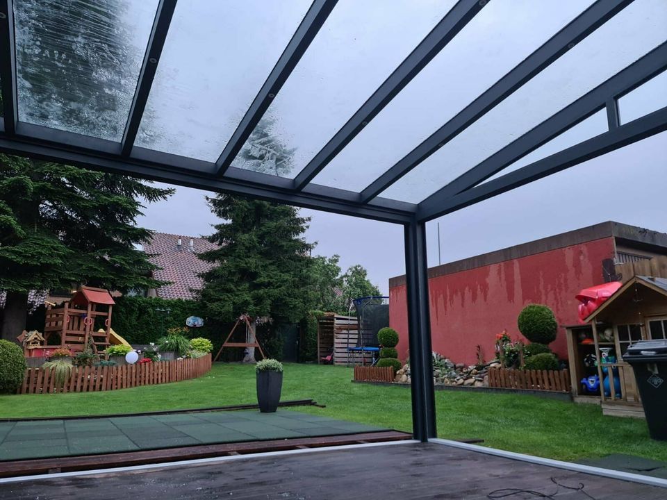 Alu Terrassenüberdachung 600x400 cm mit 8mm VSG Glas Eindeckung in Gelsenkirchen