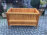 Vintage: Anfertigung: Kiefern Massiv Kinderbett 60€ Niedersachsen - Lastrup Vorschau