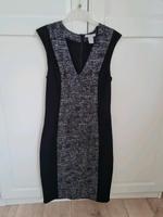 Kleid Gr. 34 aus H&M Nordrhein-Westfalen - Büren Vorschau
