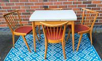 Retro Essgruppe im Mid-Century-Stil Tisch + 4 Stühle Niedersachsen - Nordhorn Vorschau