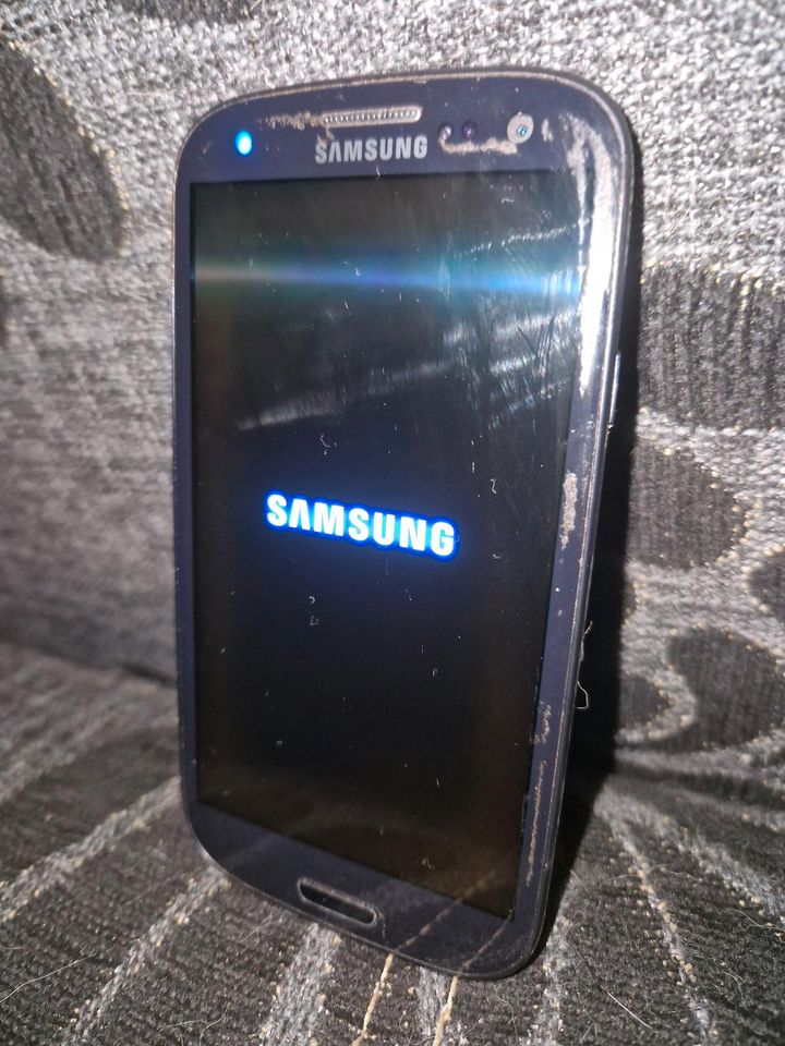Samsung galaxi s3 gt 19300 in Kleve