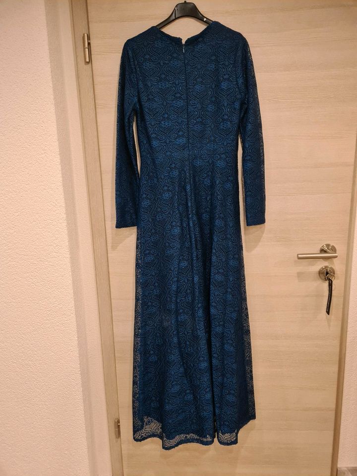 Tesettür Abiye. Abendkleid in Bischofsheim