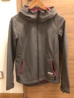 Sehr gut erhaltene Softshell Jacke (für Damen) der Marke Bench Hessen - Groß-Umstadt Vorschau