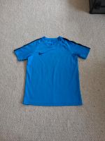 Nike Sportshirt S, 128-137, Dri fit Neuhausen-Nymphenburg - Neuhausen Vorschau