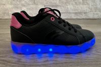 Kinder LED Schuhe „Geox“ Gr. 35 schwarz neuwertig Bayern - Neusorg Vorschau