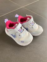 Nike Revolution Mädchen Sneaker Gr. 21 Baden-Württemberg - Stockach Vorschau