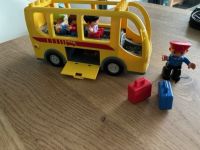 Duplo Schulbus inkl. 3 Kinder, 2 Koffer, Bus und Busfahrer Nordrhein-Westfalen - Emsdetten Vorschau