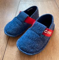 Kuschelige Hausschuhe Gr. 27/28 von crocs Nordrhein-Westfalen - Bad Oeynhausen Vorschau