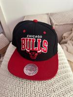 Chicago Bulls Mitchell Ness Cap NEU schwarz rot Snapback Düsseldorf - Unterbilk Vorschau