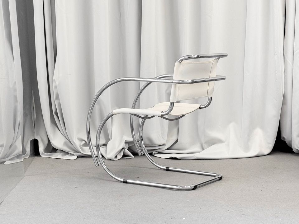 1/1 Bauhaus Sessel Stuhl Leder Italien Stahlrohr Chair in Berlin