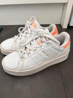 Adidas Sneaker Plateau weiß Gr 39 - fällt klein aus Bayern - Rosenheim Vorschau