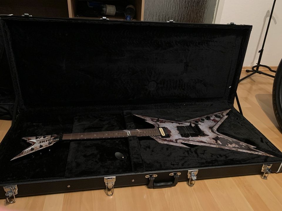 Verkaufe Dean Guitars Dimebag Razorback Rust mit orig. HardCase in Zwenkau