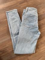 Levi’s Highrise Jeans hellblau Größe 26 Niedersachsen - Schwanewede Vorschau