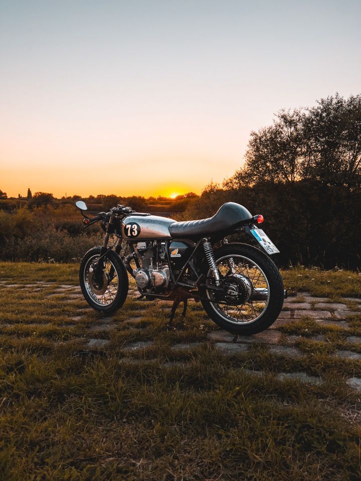 HONDA CJ250T CAFE RACER in Hamburg