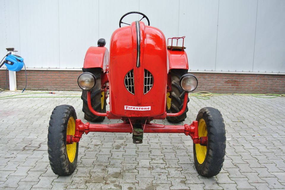 Porsche Junior 108L in Heppenheim (Bergstraße)