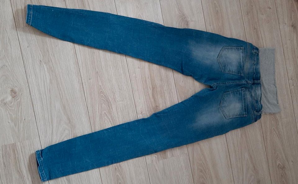 Umstandsjeans Größe 26×32 von Mama licious in Brandenburg an der Havel