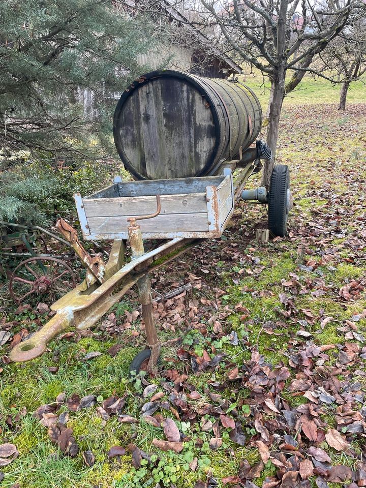 Holzfass Fasswagen Weidefass in Berglen