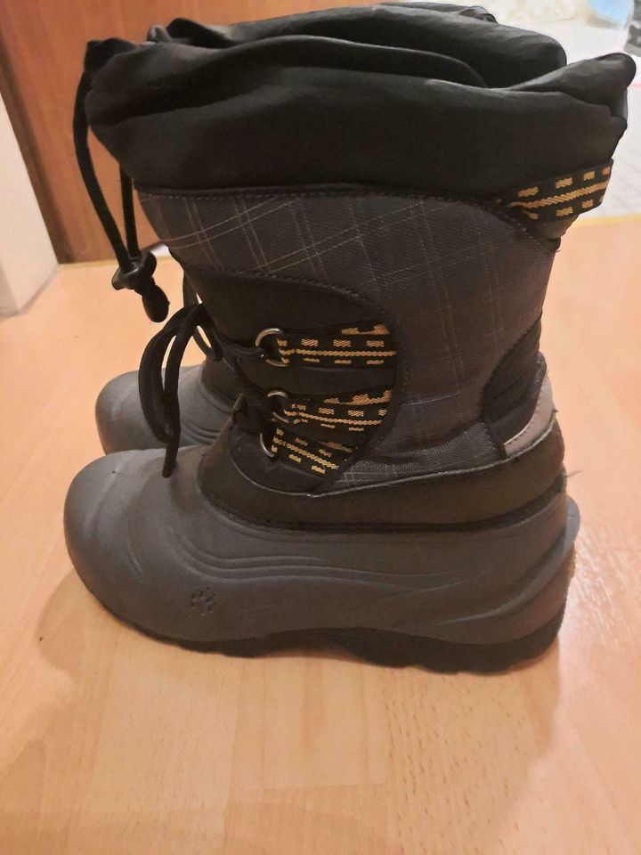 Jack Wolfskin Snowboot Schnee Stiefel Kinder gr. 38 in Freudenberg (Oberpfalz)