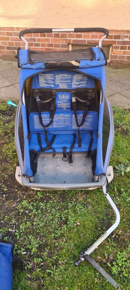 Chariot Fahrradanhänger mit Hartschale und Joggingkit in Leipzig