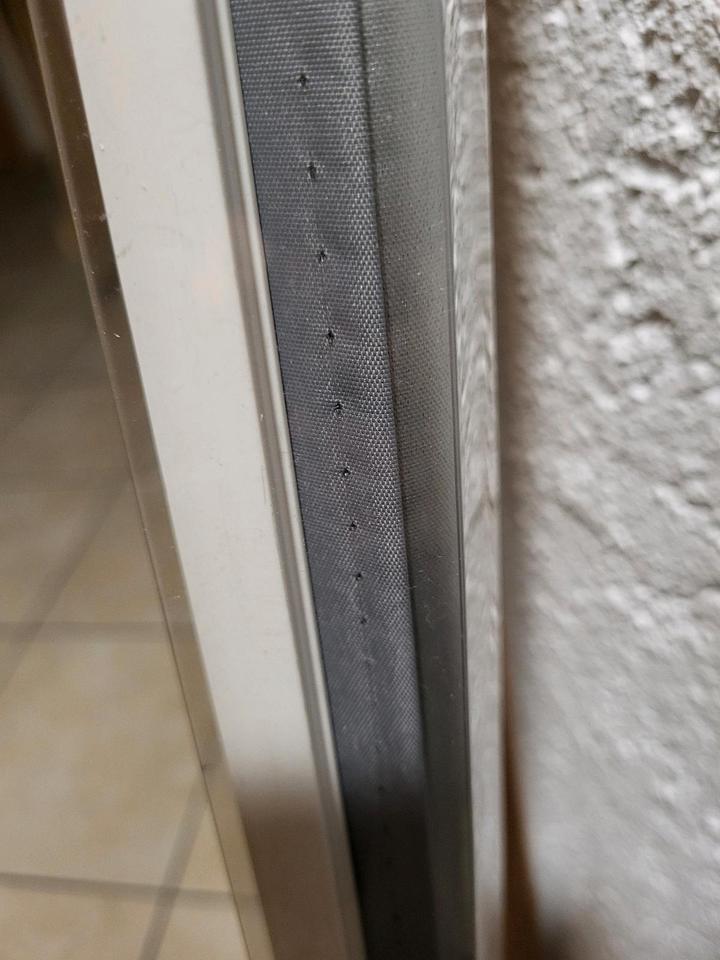 2 neue Thermorollo 80 x 150. Fensterrollo. Fenster Verdunkelung in Appenweier