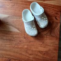 Crocs 39/ 40 M7 W9 mit tollem Glitzerkonfetti Niedersachsen - Aerzen Vorschau