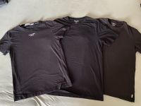 Jack& Jones Calvin Klein 3x schwarze Basic T-Shirts Gr.S Bayern - Bergen Vorschau