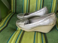 Schuhe von geox Gr.38,5 beige gold Nordrhein-Westfalen - Krefeld Vorschau