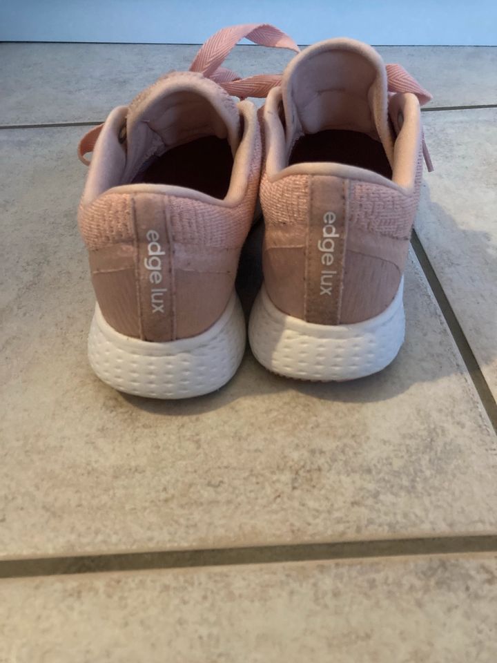 Adidas Damen Edge Lux 4 Sneaker 36,5 in Möckmühl