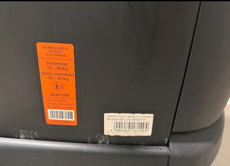 Britax Römer Kidfix 2 XP Sict Kindersitz Auto Blau in Neu-Isenburg