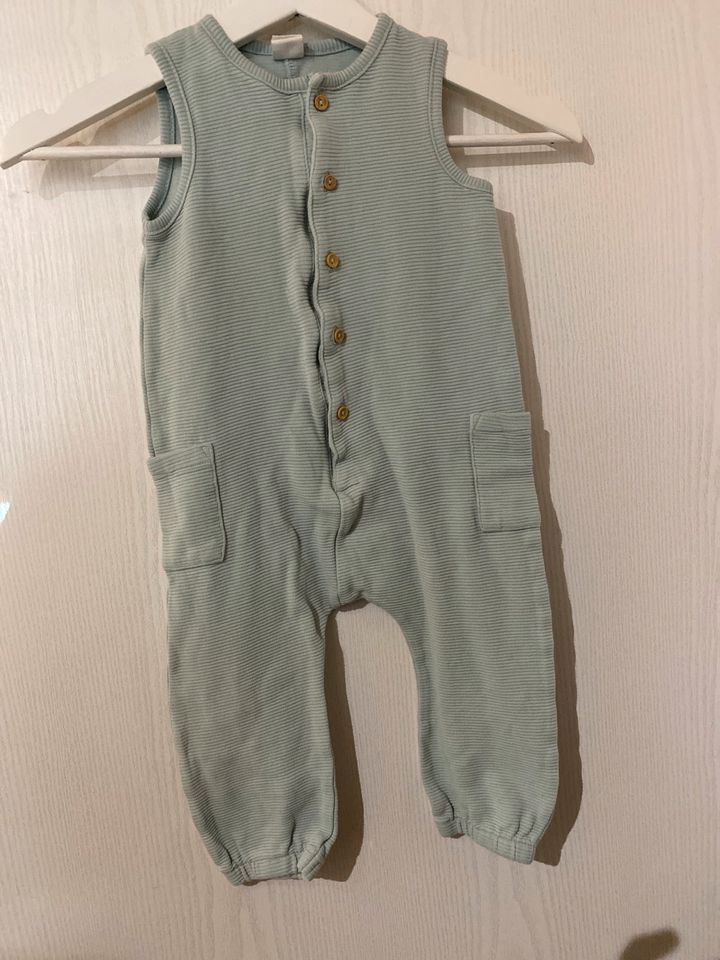 H&M Strampler Romper Onesie Einteiler Latzhose Mint gerippt Boho in Rosendahl