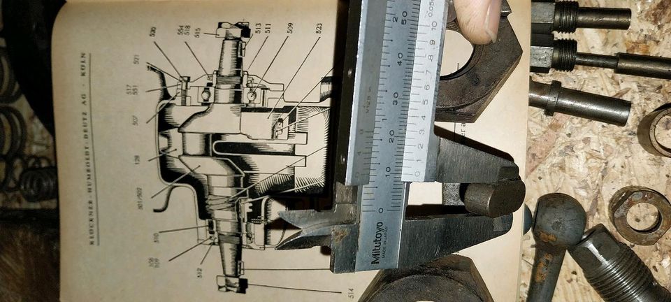 Deutz MAH711 kurbelwelle mutter standmotor stationairmotor in Nordhorn