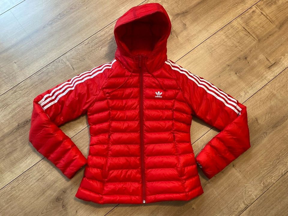 Adidas Originals 3 Stripes Slim Jacket Winterjacke rot Gr. XS 34