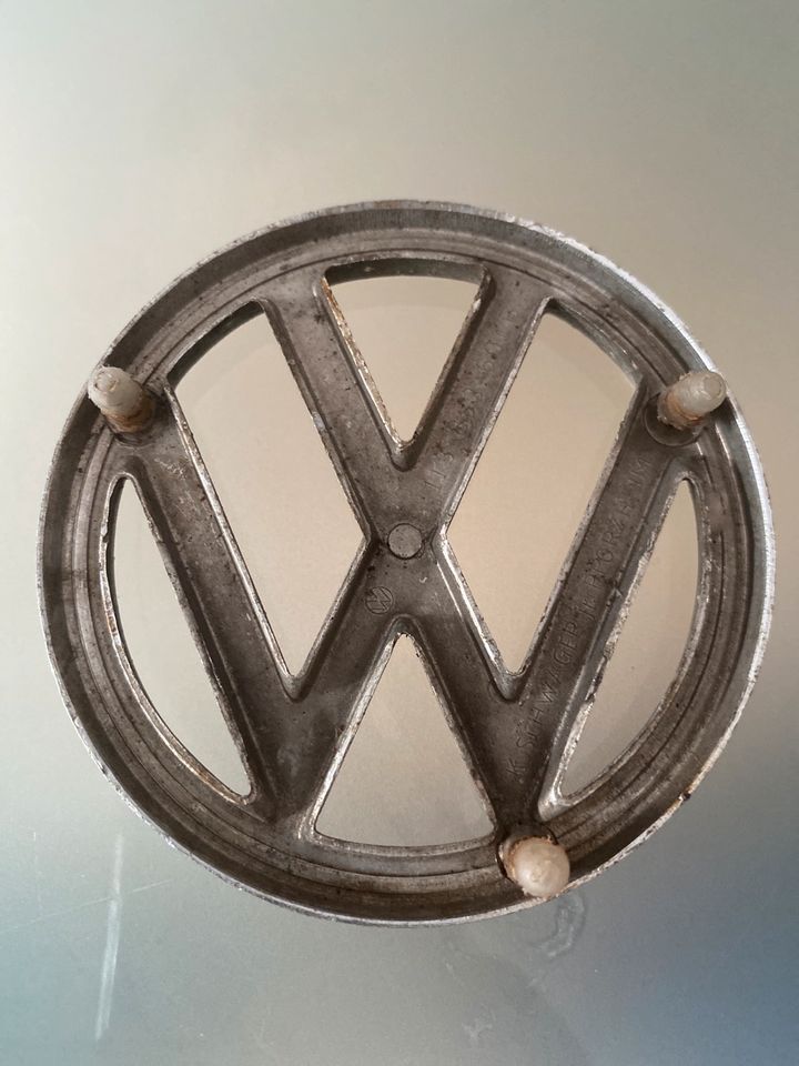 VW Käfer Kübel Typ3 Typ4 Emblem 113.853.601B ORIGINAL in Hamburg